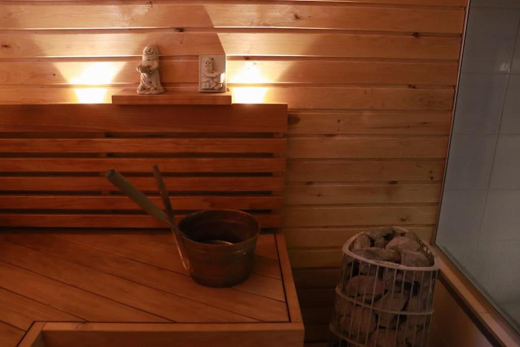 Saarenkylä Cosy, Homely House With A Large Courtyard מראה חיצוני תמונה
